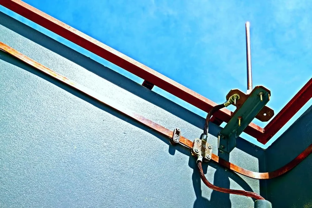 7 Major Components of a Solar Power System Explained lightning rod systems earthing arrestor